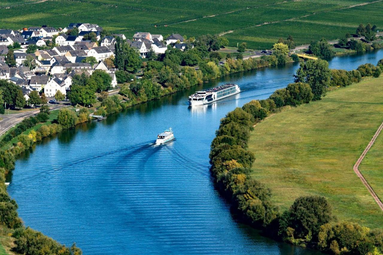 Gastehaus-Weingut Loersch Hotel Leiwen Kültér fotó